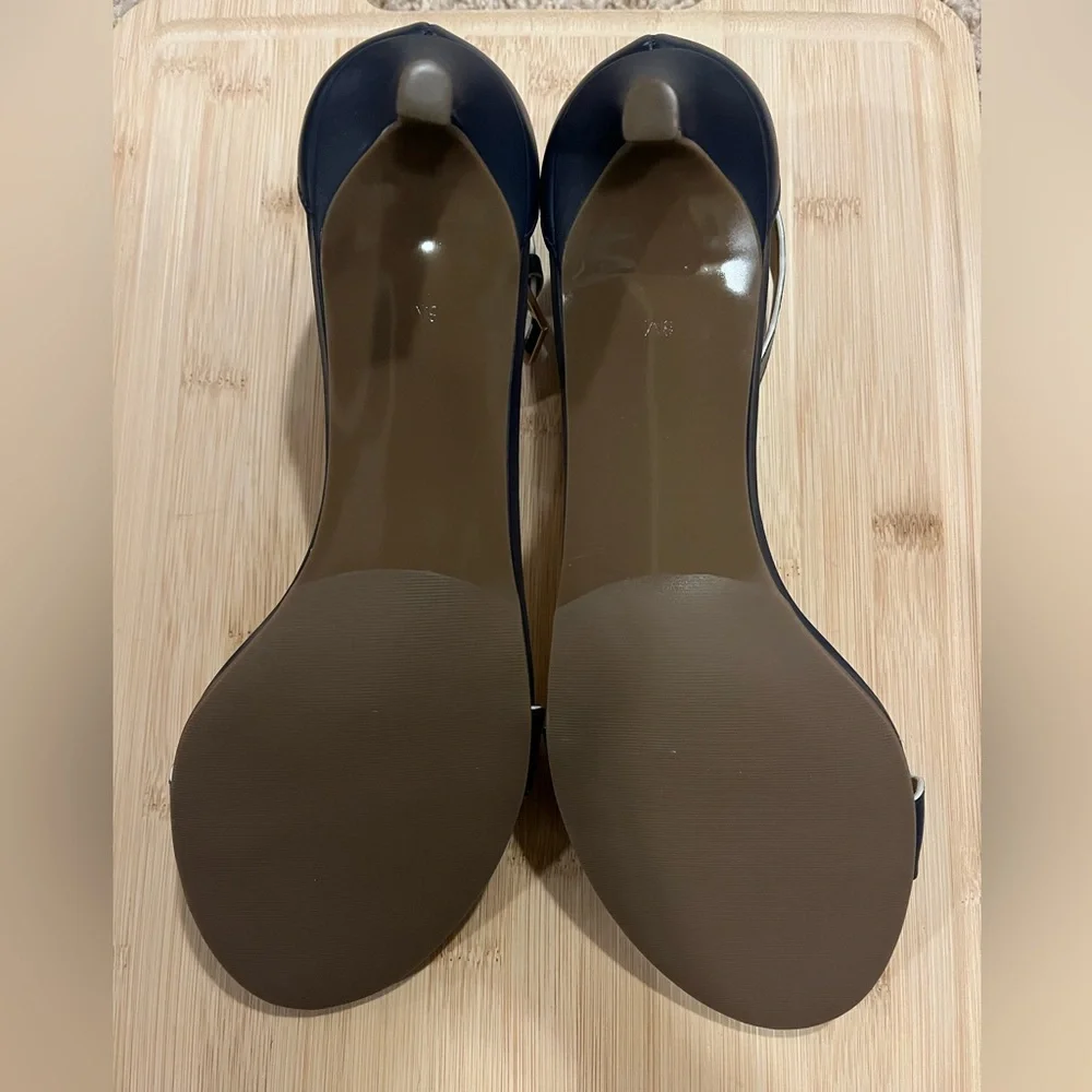 Talbots Indigo Blue Pila Scallop heels - Picture 2 of 5